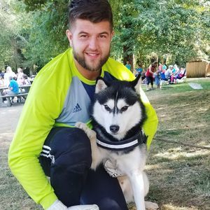 Meet your Posher, Admir